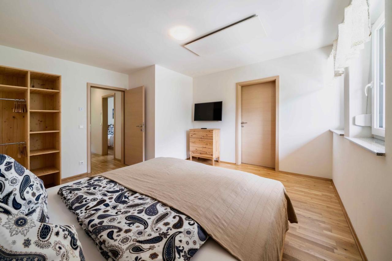 1Schoenes Ferienhaus Im Sonnigen Kaernten Döbriach Екстериор снимка
