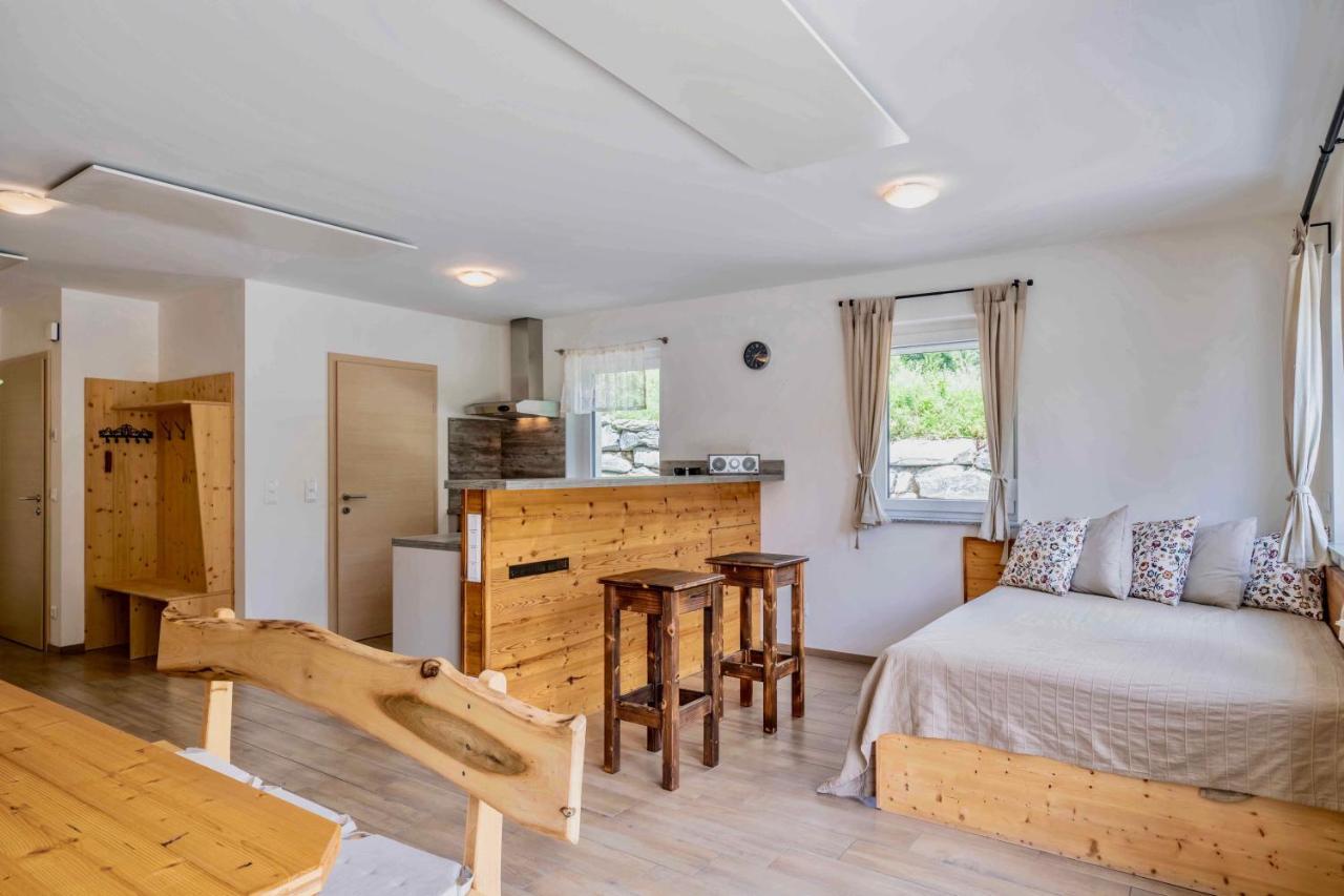 1Schoenes Ferienhaus Im Sonnigen Kaernten Döbriach Екстериор снимка